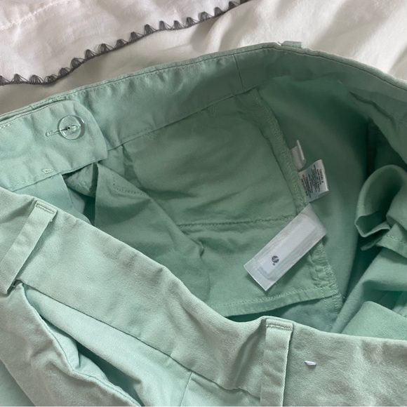 Light Green Capri Pants NWOT - Picture 8 of 9